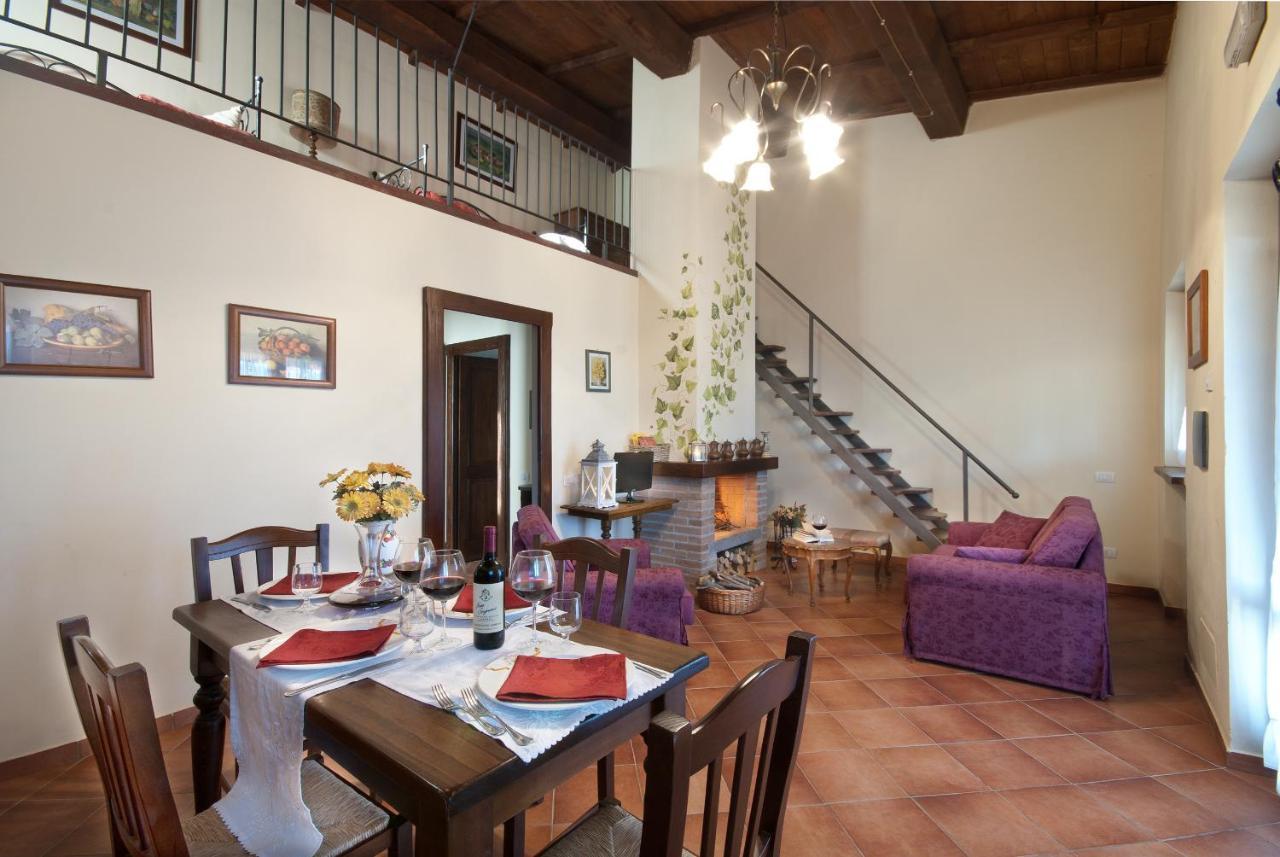 Tenuta Di Forte Sorgnano Gualdo Cattaneo Δωμάτιο φωτογραφία